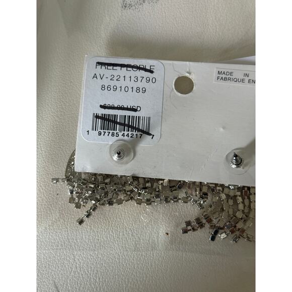 Free People Hearts On Fire Dangle Earrings Rhinestone Heart Fringe Statement NWT - Picture 5 of 7